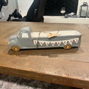 Mud Pie Thankful Truck Decor